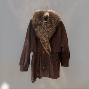 Look FOXY! This suede and fox collar fur coat is casual cool - #mobwives style